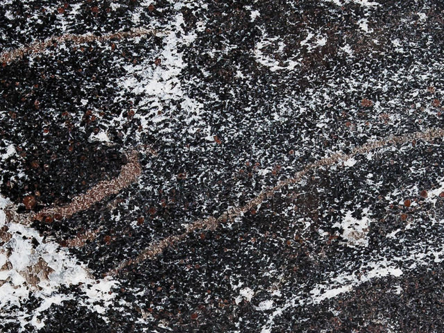 Granatovyj Amphibolite (Куб)